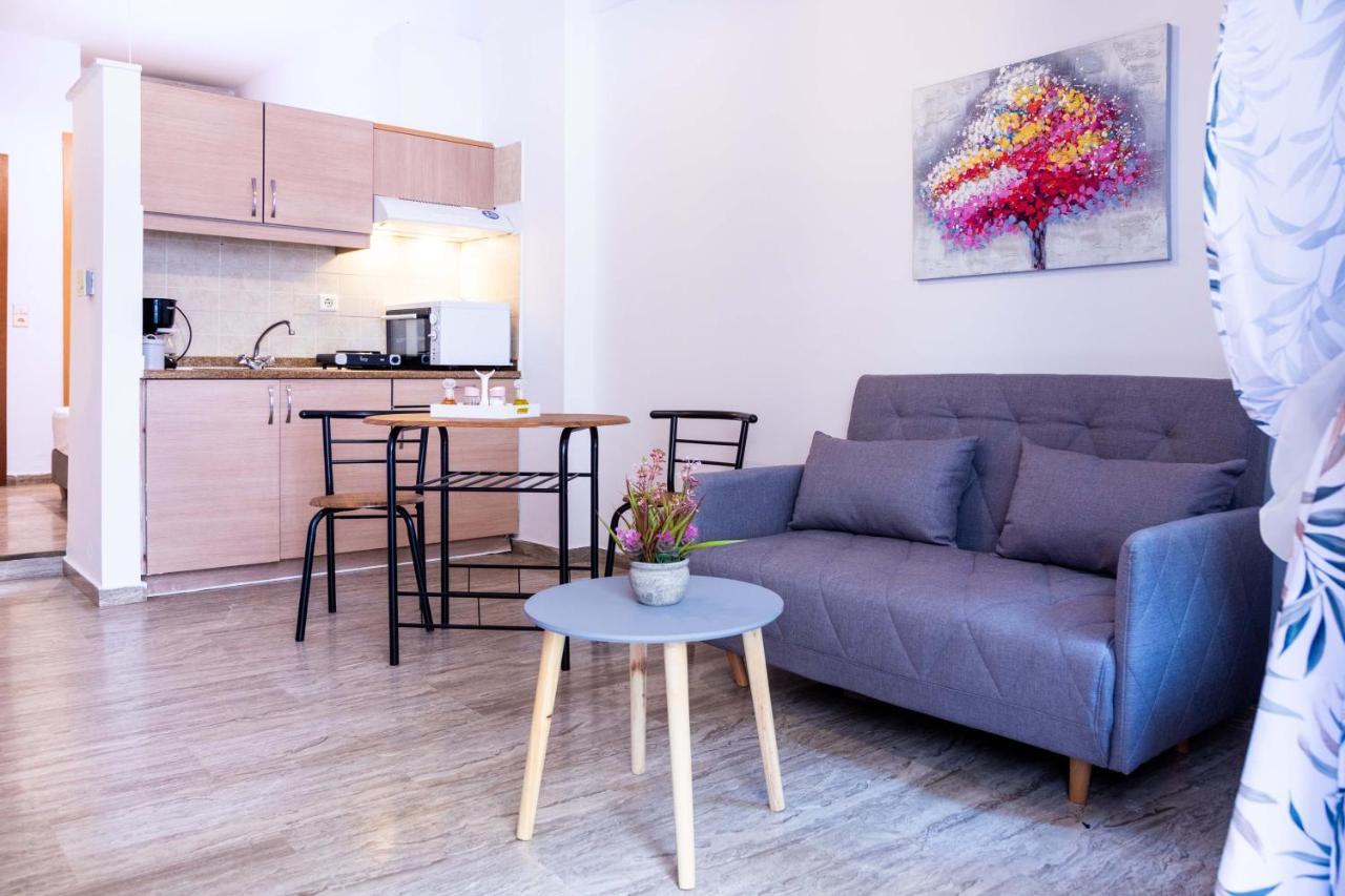 Minimal Apt Near City Center
