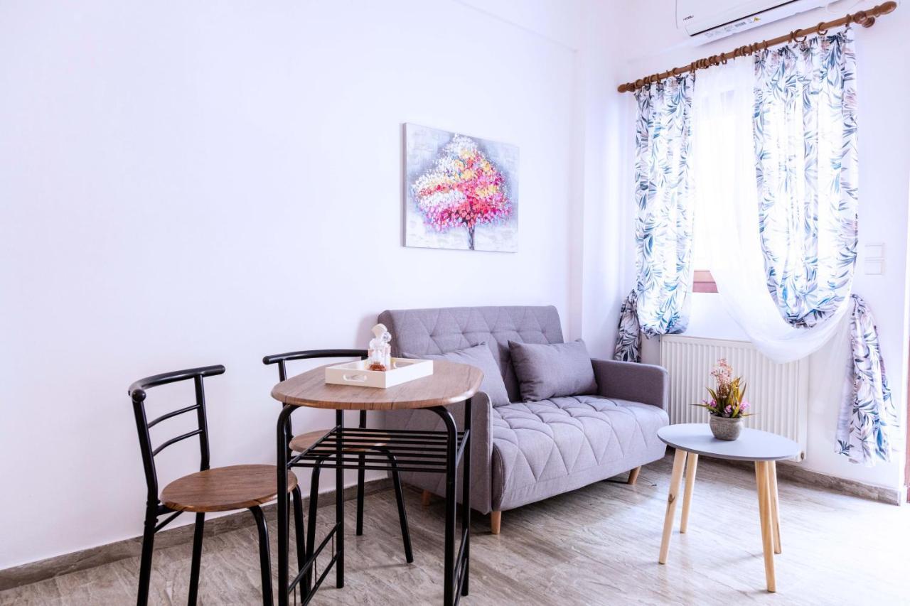 Minimal Apt Near City Center *